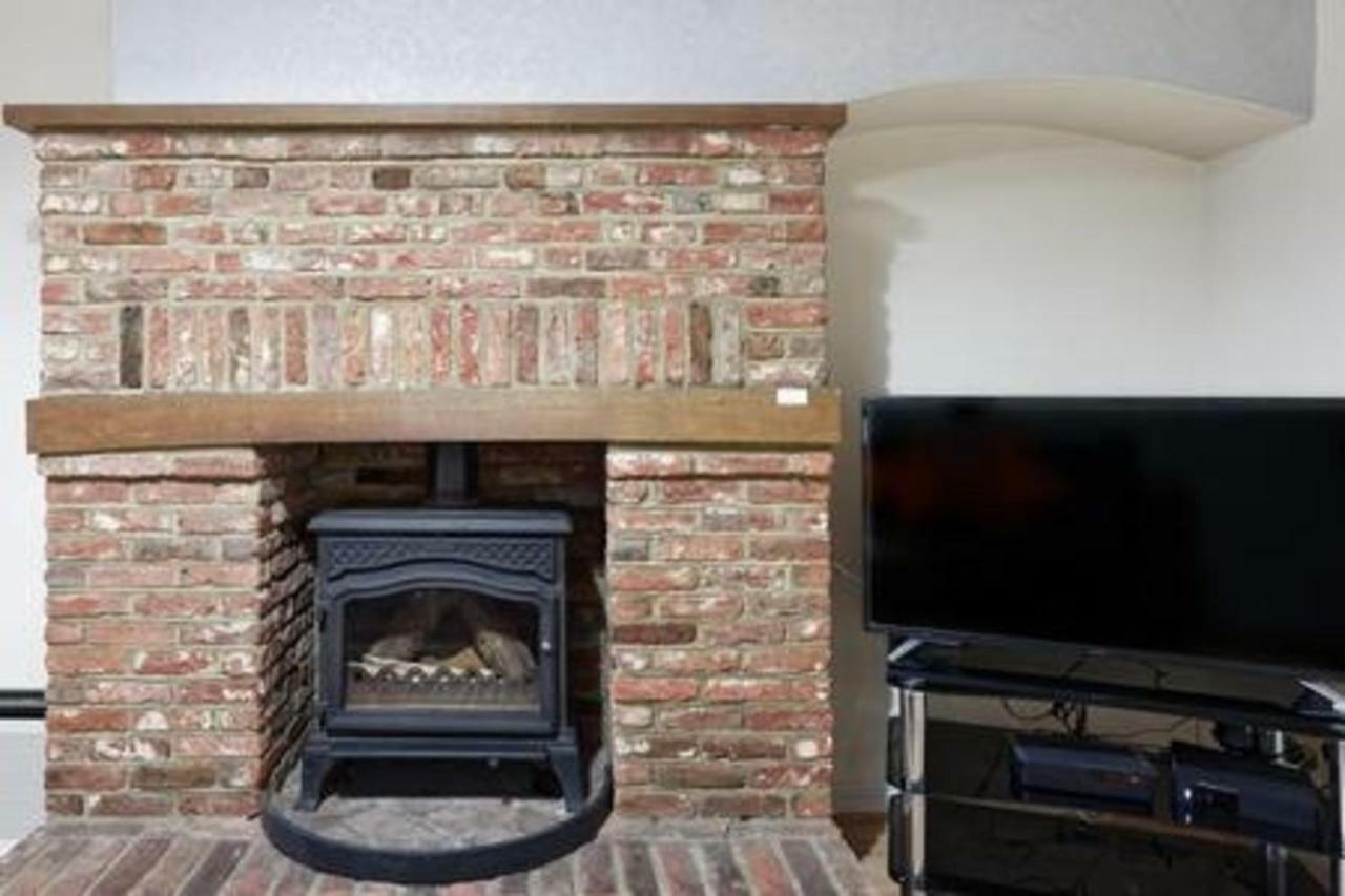 Maidstone Family Homes Upper Road Cottage Bagian luar foto