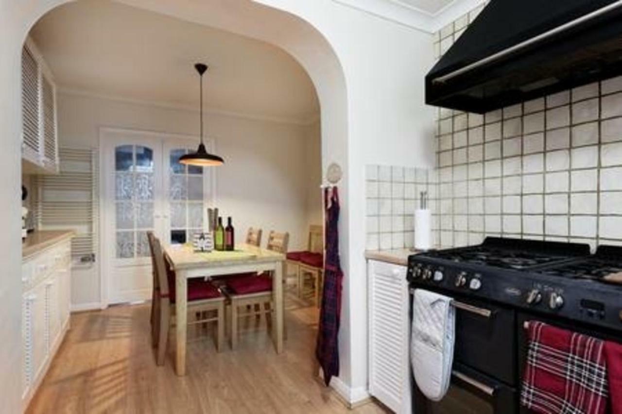 Maidstone Family Homes Upper Road Cottage Bagian luar foto